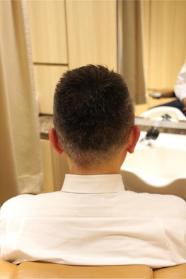 ビジネスショート×白髪ぼかし