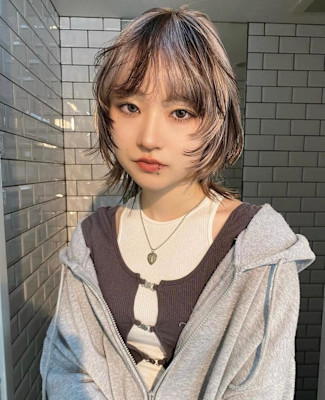 透明感ローライトウルフ（AYAMI）