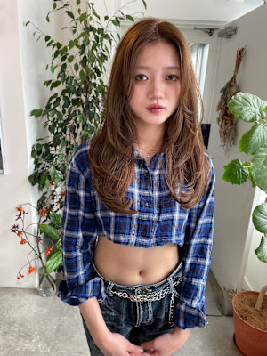 ブラウンベージュ、レイヤーカット