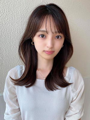 イメチェンロングレイヤー顔周りレイヤー後れ毛小顔カット美髪