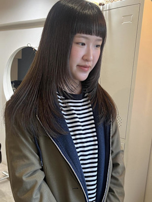 オリーブベージュレイヤーカット【坂口恵梨子】