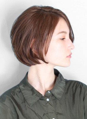 ショート・ボブ/白髪ぼかし/ハイライト/絶壁解消/