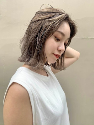 柔らかハイライトボブ 