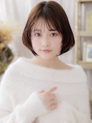 大人ガーリー丸みボブひし形レイヤーカット　マロンベージュ