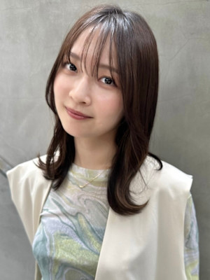 シースルーバング似合わせカットくびれヘアブラウンベージュ渋谷