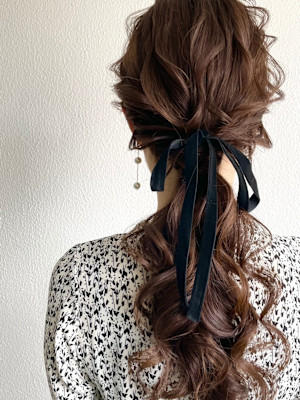 ローポニーのリボンアレンジ