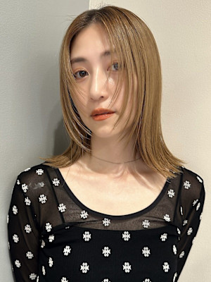 顔まわりレイヤー似合わせカットミルクティスタイリング20代