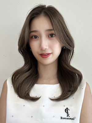 韓国ヘア/センター分け/ロングレイヤー/フェミニンロング 