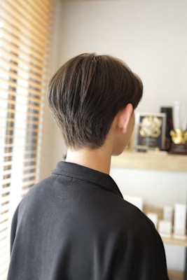 ベージュカラー／オリーブベージュ／メンズカラー／平塚