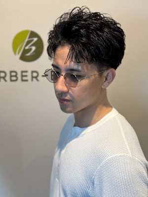 ビジネスにオススメ！ショートパーマスタイル