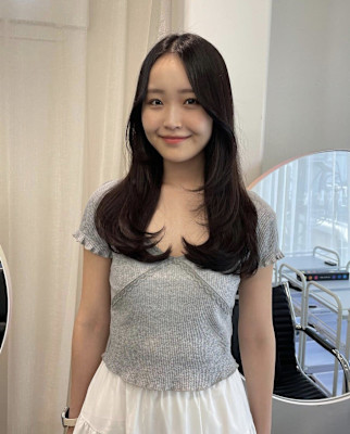 半個室salon Louwe名駅 ×　ヘアスタイル