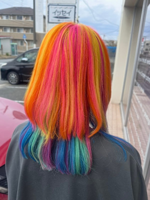 人とは被りたくない人へ！虹色カラー🌈