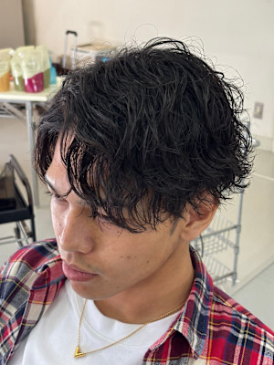 メンズマッシュカットツーブロックスパイラルシャドウパーマ