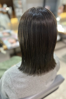 オリーブ／オリーブグレージュ