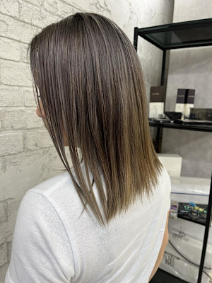 30.40代白髪ぼかしダブルカラーミルクティーベージュ