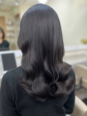 銀座店1番人気メニュー「コテ巻き風パーマ」