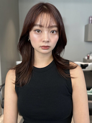 シースルーバングレイヤー大人可愛い小顔カールミディアム渋谷