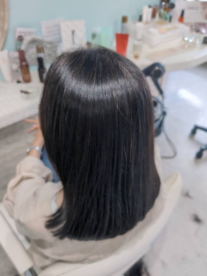 髪質改善（2枚目ビフォーあり）