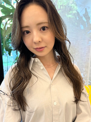 ワンカラーでできるオリーブベージュカラー♪