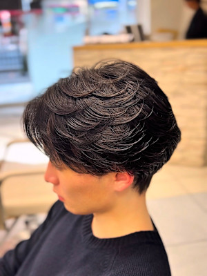 ニュアンスパーマセンターパートセンター分けメンズカット横浜
