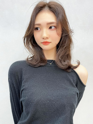 大人可愛いくびれボブ