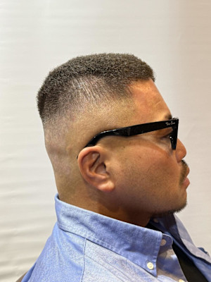 パンチパーマ×ハイスキンフェード