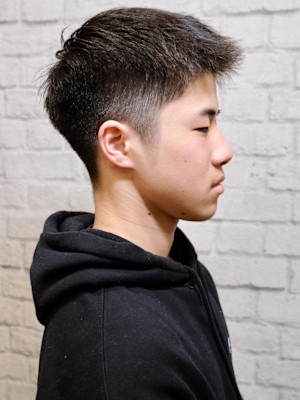 刈り上げショート