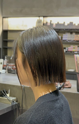切りっぱなしボブ
