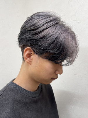 シルバー×ブラックのデザインカラー♪