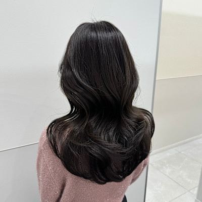 ★映える暗髪とレイヤーを入れた韓国ヘア★