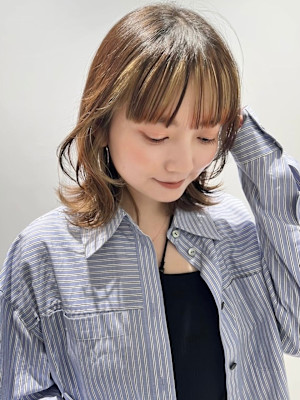 くびれヘア/ミディアムヘア/ブラウンカラー/デザインカラー/