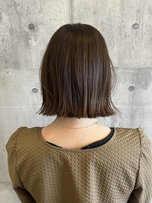 切りっぱなしボブ/ベージュ«ARCH Sayaka»