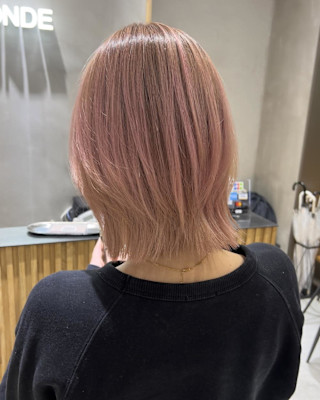 ピンクベージュ_セクシーミディ_ボブルフ