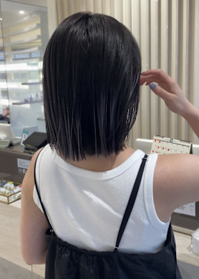 ボブと合わせる流行りのプレイングカラー