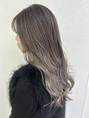 バレイヤージュ風ハイライトカラー！