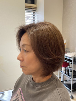 オレンジベージュ