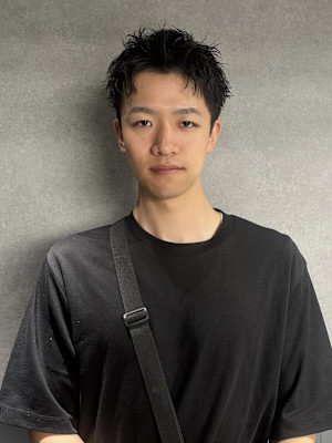 アップバングショート