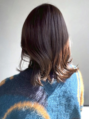 外ハネミディアム チョコレートブラウン レイヤーカット 美髪