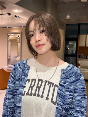 NERO HAIRSALON NAVY×スタイル