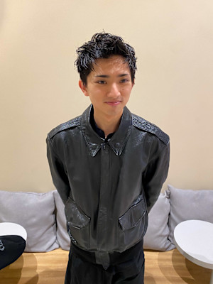 NERO HAIRSALON NAVY×スタイル