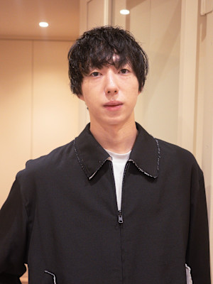 NERO HAIRSALON NAVY×スタイル