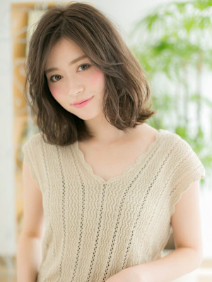 【博多美容室NAVY】ミルクティアッシュで抜け感ヘア♪e