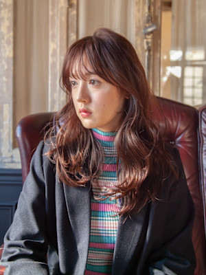 【2025年の新作スタイル】ステップカット.アンブレラカラー