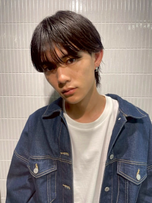 HONEY町田メンズカット黒髪刈り上げマッシュメンズサロン