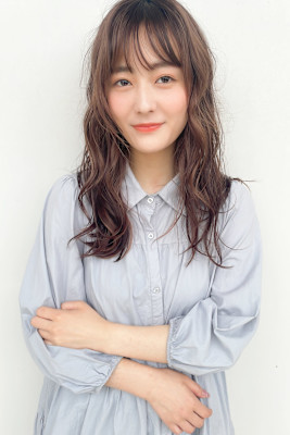 ゆるウェーブのロングスタイル