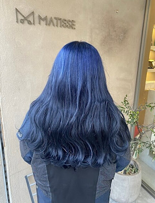 ネイビーブルー