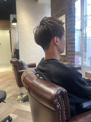 アップバングショート