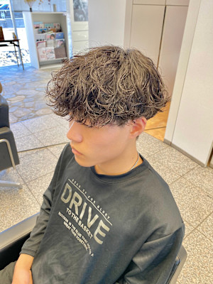 メンズサロンカット&パーマGIVE豊田市駅店 MAMBO(ギ