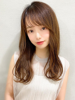 イメチェンロングレイヤー顔周りレイヤー後れ毛小顔カット美髪