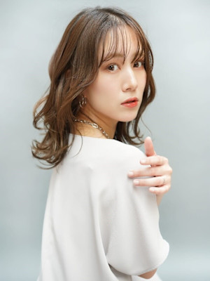 大人カジュアルなくびれミディ【銀座/有楽町】30代40代50